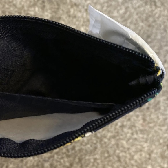 Set of 2 Vera Bradley zip ID wallets- “Tangerine Twist” & “Toucan Party”Black - Picture 6 of 9